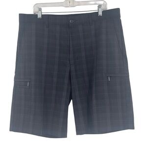 Greg Norman Golf Shorts Mens Size (36) Black Plaid